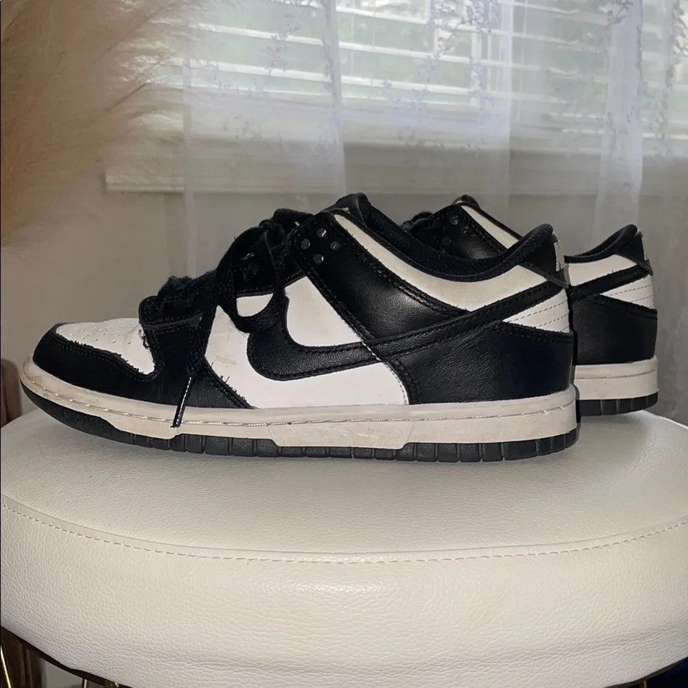 Nike Dunk Low - Picture 2 of 7